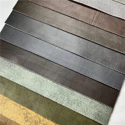 Bronzierender Sofastoff aus Samt