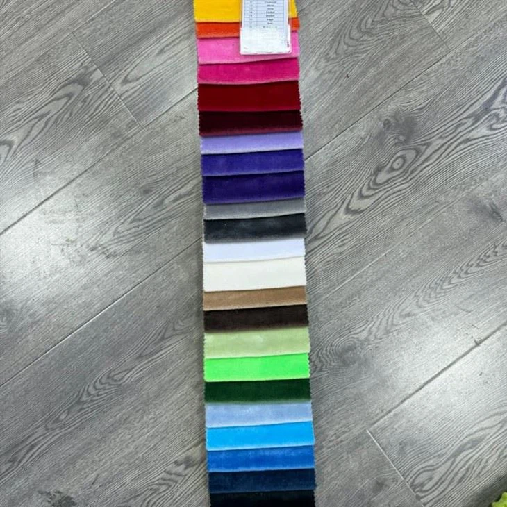 Superweicher, kurzer Plüschstoff